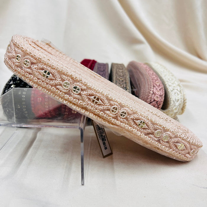 【50cm単位】 刺繍リボン キラキラが止まらない 宝石のような輝き ゴージャス インド刺繡リボン チュール 幅約2.5cm 230529004