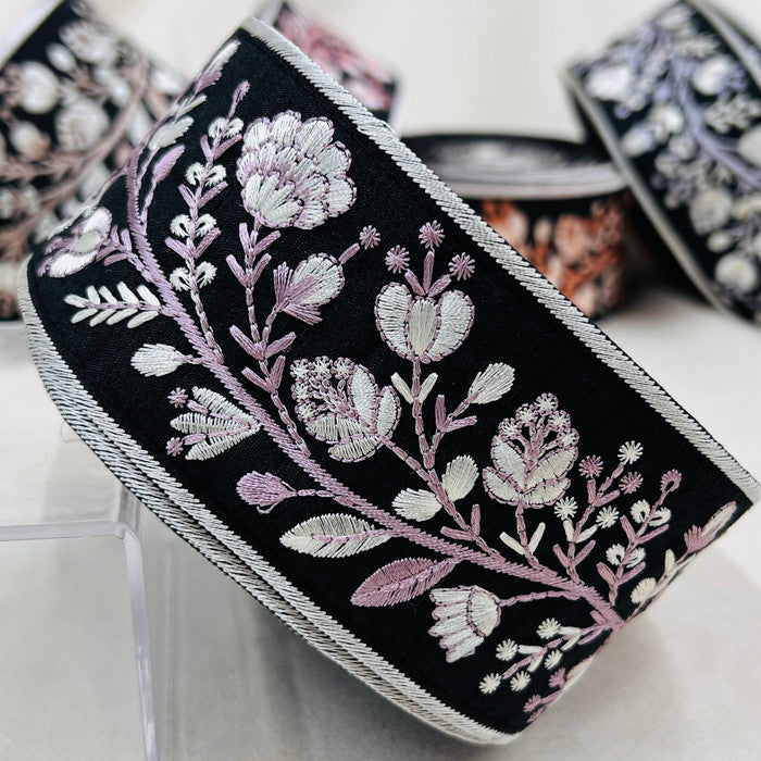 【50cm単位】 刺繍リボン ノンスパンコール 天まで届け 空に向かって咲く花① 布地 幅約6.2cm 230727002