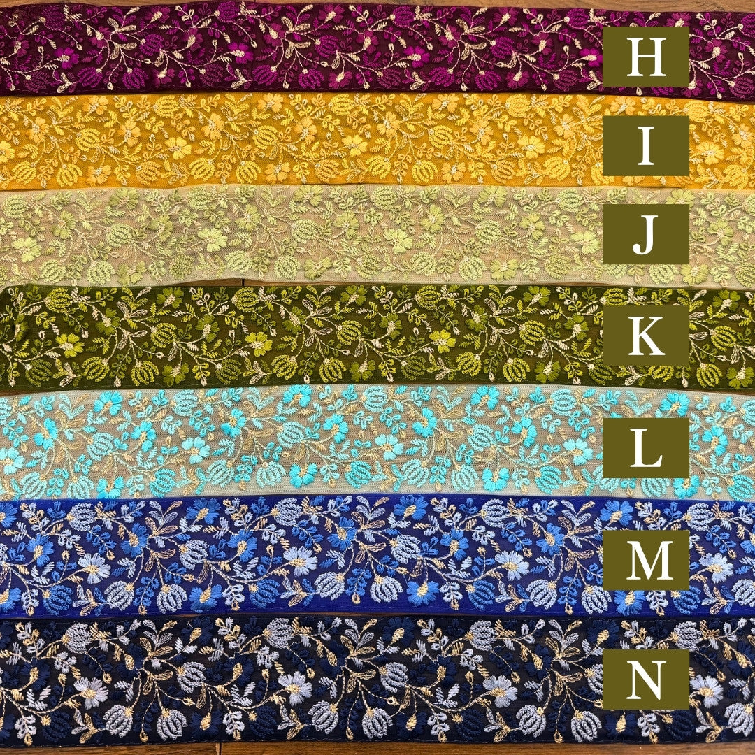 刺繍リボン-【50cm単位】 刺繍リボン 広幅 幅広 太幅 インド刺繍リボン ノンスパンコール チュール地 推しの魔法にかけられてヴィクトリアンガーデン 幅約7cm 230404002-心が躍る刺繍リボン屋 by船場マップ