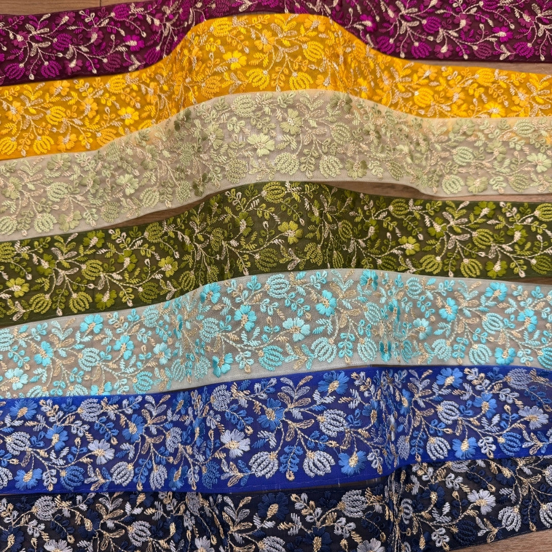刺繍リボン-【50cm単位】 刺繍リボン 広幅 幅広 太幅 インド刺繍リボン ノンスパンコール チュール地 推しの魔法にかけられてヴィクトリアンガーデン 幅約7cm 230404002-心が躍る刺繍リボン屋 by船場マップ