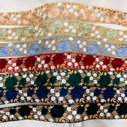 【50cm単位】 刺繍リボン ノンスパンコール 情熱の薔薇 女王の佇まい チュール 幅約5.2cm 23040626023