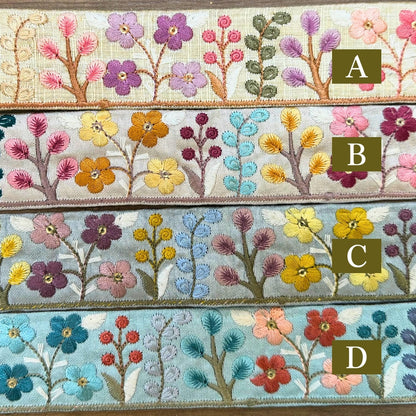 【50cm単位】刺繍リボン 細幅 インド刺繍リボン ノンスパンコール 布地 花壇に咲いた色鮮やかな植物 幅約3.9cm 230501001