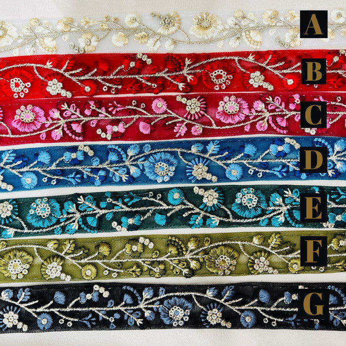 【50cm単位】 刺繍リボン 店頭でも大人気 同系色の花柄 洗練された美しさ 細幅 インド刺繡リボン2 チュール 幅約2.7cm 230529007