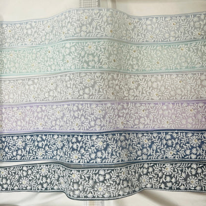 【50cm単位】 刺繍リボン 待望 太幅  スパンコールが アクセント 純白の花畑 インド刺繡リボン2 チュール 幅約7.2cm 230529012