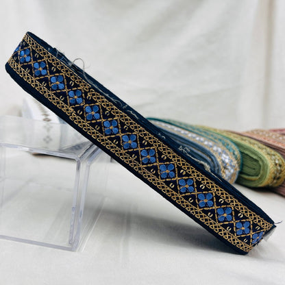 【50cm単位】 刺繍リボン 待望の再再再入荷 格子柄とお花のチェーン 布地 幅約2.7cm~約3.1cm 230929003