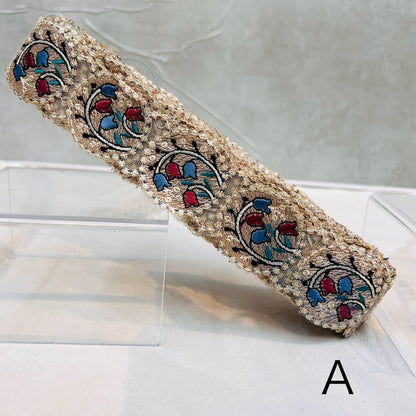 【50cm単位】 刺繍リボン カラフル ポップ メロディが 聴こえる スズランの 音符 チュール 幅約4.1cm 240116008