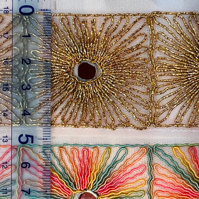 【50cm単位】 刺繍リボン ミラーがキラリ 太陽の花は 魅惑の光を携えて チュール 幅約4.8cm 2403019001