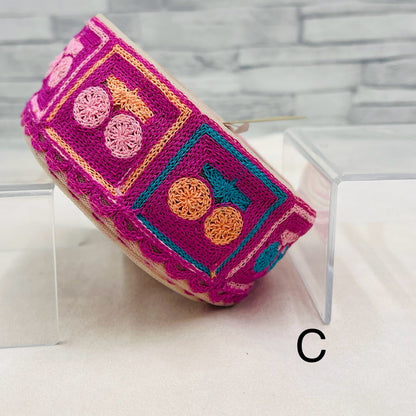 【50cm単位】 刺繍リボン 昭和レトロ どこか 懐かしい さくらんぼの柄 チュール 幅約5.2cm 240527001