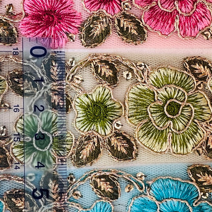 【50cm単位】 刺繍リボン 金の糸がキラリ ビビットなカラーに ドキッ 華麗なる薔薇 チュール 幅約4.2cm 240808003