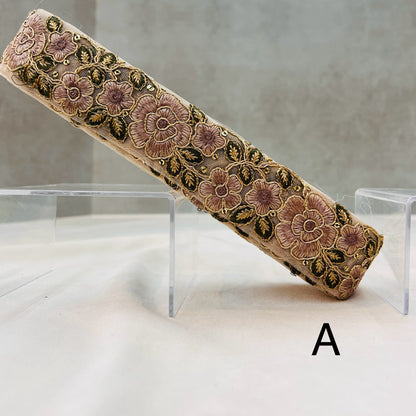 【50cm単位】 刺繍リボン 金の糸がキラリ ビビットなカラーに ドキッ 華麗なる薔薇 チュール 幅約4.2cm 240808003