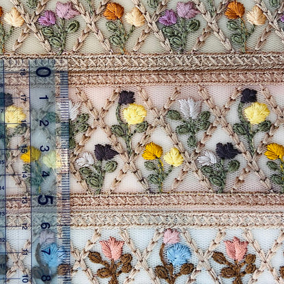 【50cm単位】 刺繍リボン チュールの 優しさ 可憐なチューリップと 小花の コラボ チュール 幅約5.5cm 241219004