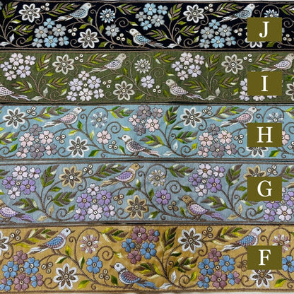 【50cm単位】 刺繍リボン 広幅 幸せを呼ぶ鳥と桜 インド刺繍リボン スパンコール 布地 幅約8cm 250907001