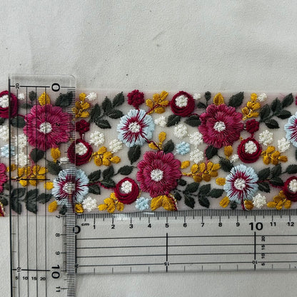 【50cm単位】 刺繍リボン 太幅 広幅 幅広 花盛りはくすみカラーとともに１ インド刺繍リボン ノンスパンコール チュール 幅約7cm 250907004