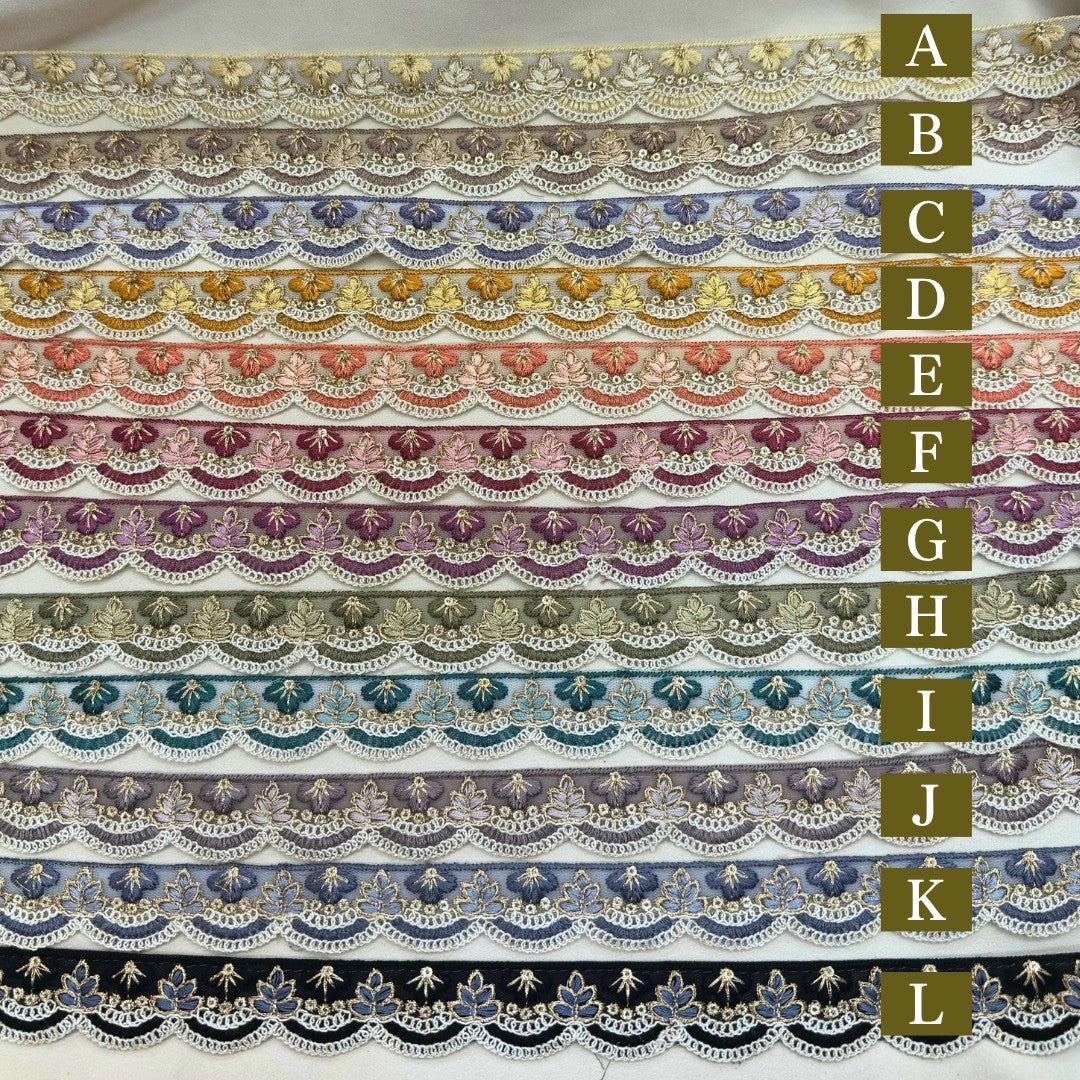 刺繍リボン-【50cm単位】刺繍リボン 細幅 インド刺繍リボン スパンコール チュール 乙女の花園スカラップ 幅約2.6cm 260413002-心が躍る刺繍リボン屋 by船場マップ