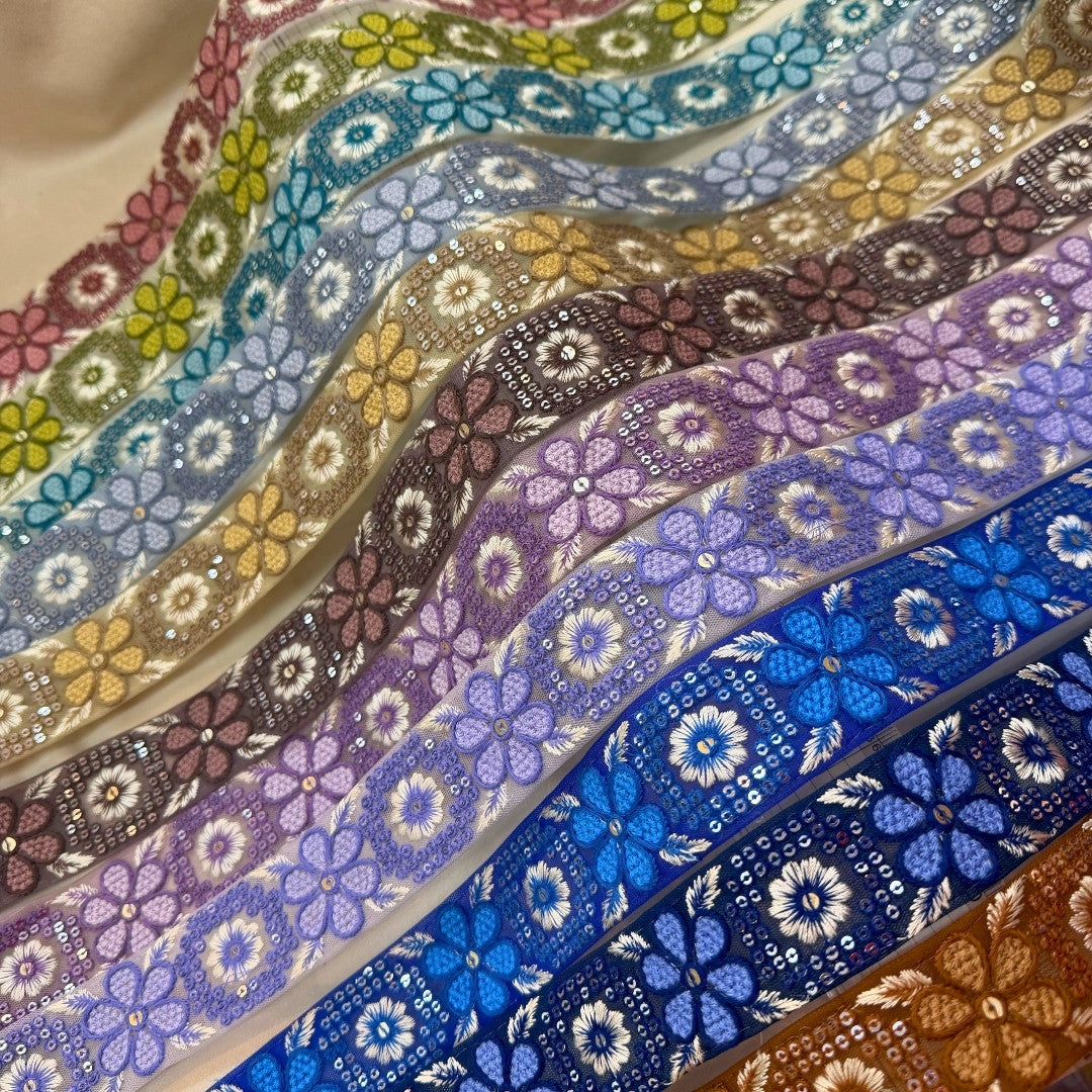 50cm単位】刺繍リボン インド刺繍リボン 中太幅 花咲くレトロ刺繍