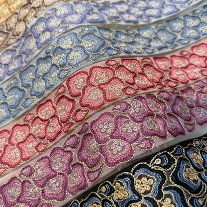 【50cm単位】 刺繍リボン インド刺繍リボン 中太幅 チュール地 スパンコール 花雲 幾何学模様 約5.5cm 260711008