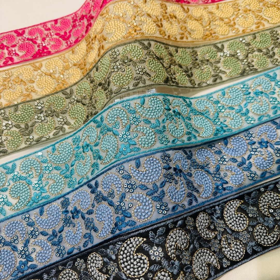【50cm単位】 刺繍リボン インド刺繍リボン チュール  刺繍レース ペイズリーの雫  幅約6.5cm 260711018