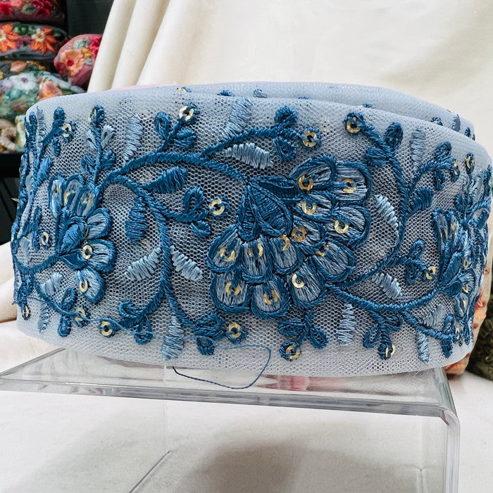 50cm単位】 刺繍リボン シックでエレガント 同色糸で紡ぐ花柄