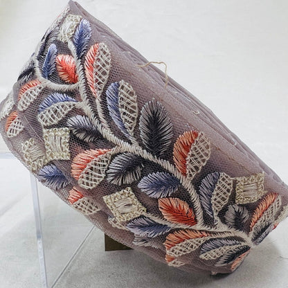 【50cm単位】 刺繍リボン 新芽が躍る 柔らか蔦柄刺繡リボン チュール 幅約4.8cm 230404006