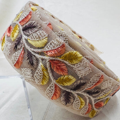 【50cm単位】 刺繍リボン 新芽が躍る 柔らか蔦柄刺繡リボン チュール 幅約4.8cm 230404006
