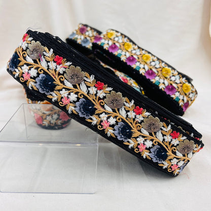 【50cm単位】 刺繍リボン ノンスパンコール  真夜中の約束 咲き乱れる花たち チュール 幅約5cm 23040626002