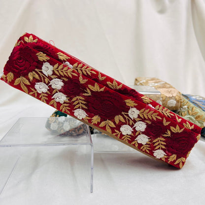 【50cm単位】 刺繍リボン ノンスパンコール 情熱の薔薇 女王の佇まい チュール 幅約5.2cm 23040626023