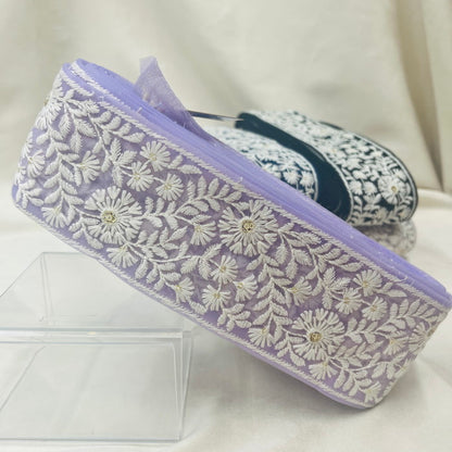 【50cm単位】 刺繍リボン 待望 太幅  スパンコールが アクセント 純白の花畑 インド刺繡リボン2 チュール 幅約7.2cm 230529012
