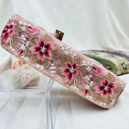 【50cm単位】 刺繍リボン 華やかなデザイン 遅咲きの桜が リボンの中で満開に チュール 幅約5.6cm 230610008