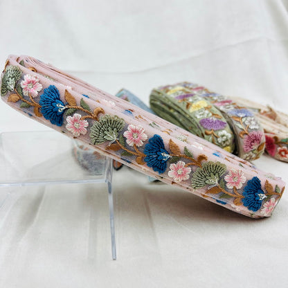 【50cm単位】 刺繍リボン 細幅 可愛いが溢れ出す カラフルわた帽子 チュール 幅約2.8cm 230610012