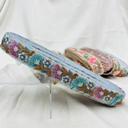 【50cm単位】 刺繍リボン 細幅 可愛いが溢れ出す カラフルわた帽子 チュール 幅約2.8cm 230610012