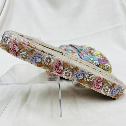 【50cm単位】 刺繍リボン 細幅 可愛いが溢れ出す カラフルわた帽子 チュール 幅約2.8cm 230610012