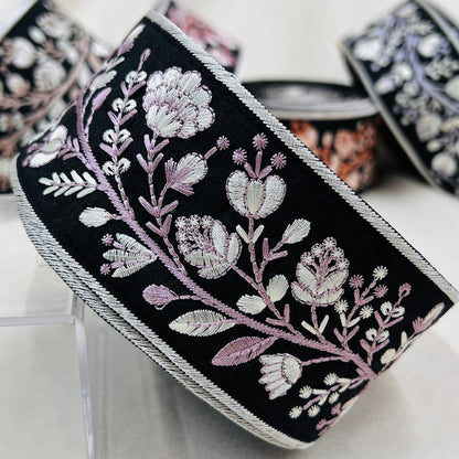 【50cm単位】 刺繍リボン ノンスパンコール 天まで届け 空に向かって咲く花① 布地 幅約6.2cm 230727002