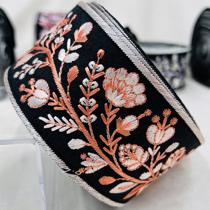 【50cm単位】 刺繍リボン ノンスパンコール 天まで届け 空に向かって咲く花① 布地 幅約6.2cm 230727002